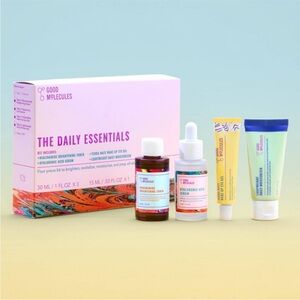 Good Molecules The Daily Essentials Skincare Kit- Toner, Serum, Moisturizer